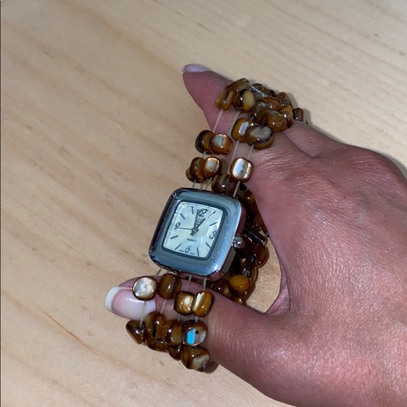 Pre-owned Quartz beaded watch - Picture 4 of 4